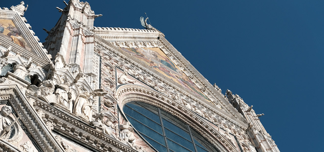 Fachada Duomo Siena Italia